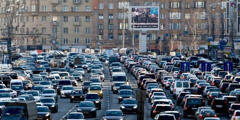 На ряде улиц в центре Москвы 7 марта ограничат движение транспорта