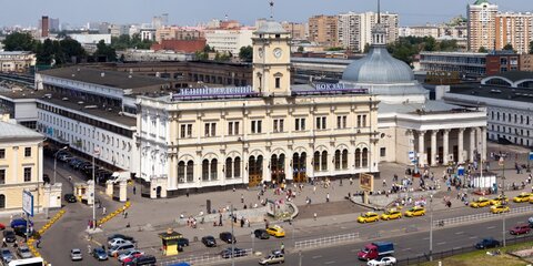 На Ленинградском вокзале в часы пик увеличат число электричек
