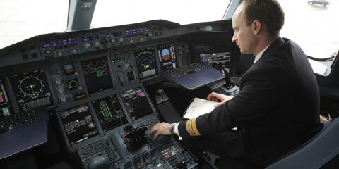 Летевший из Норильска Boeing совершил экстренное снижение в Домодедово
