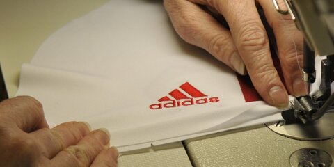 Adidas закроет 200 магазинов в России и откроет 100 новых