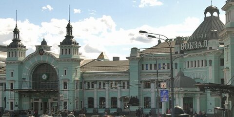 На фасадах Белорусского вокзала и Театра Советской армии покажут световое шоу