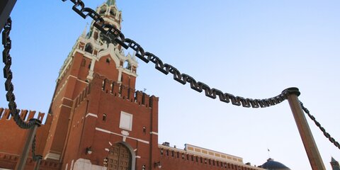 Выход из Кремля через Спасскую башню откроют для туристов 16 мая