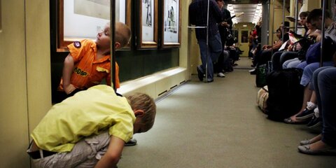 Дети до восьми лет смогут ездить в метро бесплатно