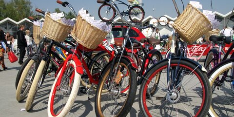 В столице возобновят велосипедные экскурсии по Бульварному кольцу