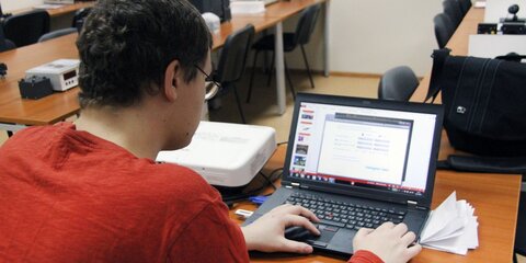 Более 600 москвичей получили психологическую помощь онлайн