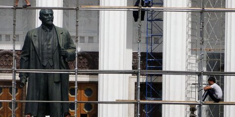 На ВДНХ впервые отреставрируют памятник Ленину