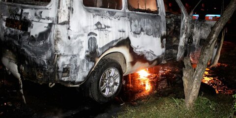 Два легковых автомобиля сгорели на юге города