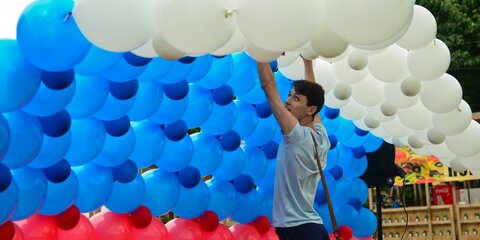 На Болотной площади отпразднуют День государственного флага России