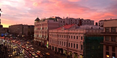 Небо над мегаполисом: почему закаты в Москве такие яркие