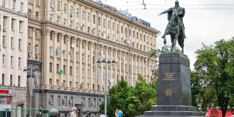 Янычары, гусары, казаки и солдаты пройдут по Тверской улице в День города