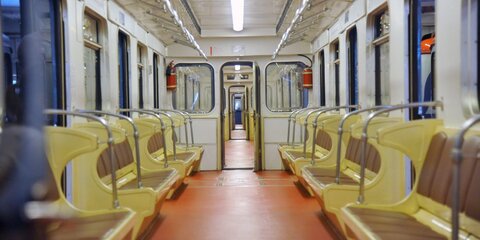 Столичные полицейские не будут разыскивать голого пассажира метро