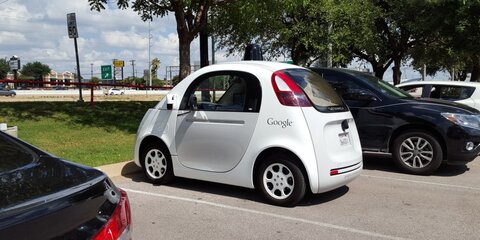 Google может начать серийный выпуск беспилотных авто уже в 2018 году