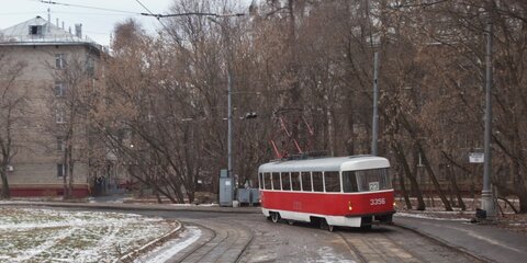 Из-за сгоревшего трамвая в центре Москвы затруднено движение