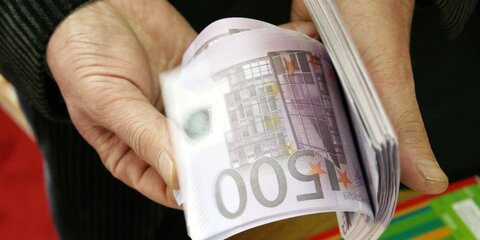Курс евро на Московской бирже превысил 70 рублей