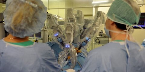 Врачи Морозовской больницы провели уникальную операцию по удалению опухоли