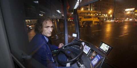 На Новый год автобусы и трамваи будут ходить до трех часов ночи