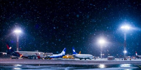 Столичные аэропорты подготовились к сильному снегопаду