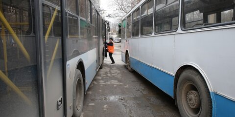 Временно приостановлено движение троллейбусов на улице Народного Ополчения
