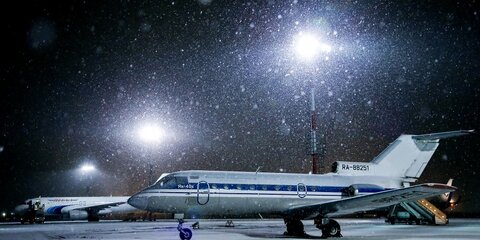 Более 80 рейсов отменено в столичных аэропортах из-за снегопада