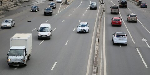 ЦОДД советует московским водителям не ездить за город в час пик