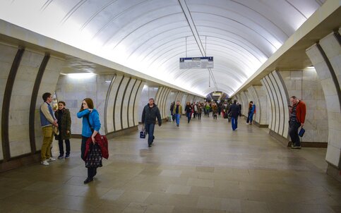 Переход на станции метро «Савеловская» в столице России затопило из-за сильного дождя
