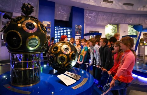 Московский планетарий объявил набор школьников в бесплатный кружок астрономии