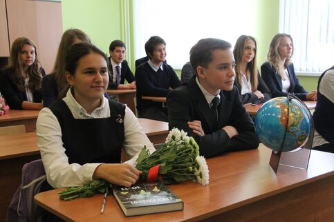 «Добрые уроки» прошли в русских школах