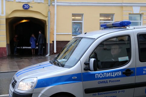 Посетители кафе на Пушкинской площади устроили драку с охранниками