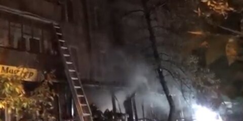 Спасатели эвакуировали 20 человек из-за пожара в жилом доме