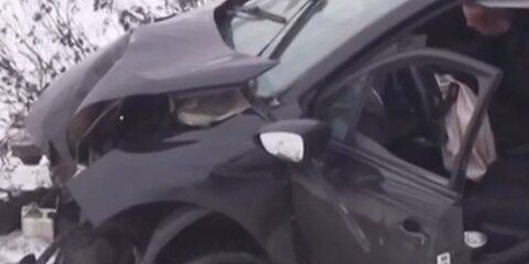 Два человека пострадали в аварии на севере Москвы