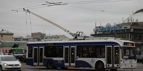 Движение трех троллейбусных маршрутов приостановили из-за аварии