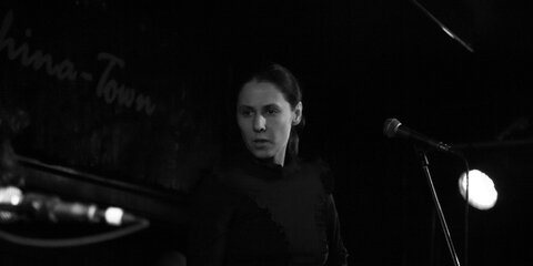 Певица Юлия Теуникова – о музыке, Сергее Курехине и дневниках токаря Белоусова