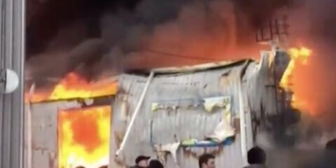 Пожар на строительном рынке в Мытищах локализован