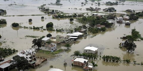 Около 13 человек погибли в Эквадоре из-за сильных дождей и наводнений
