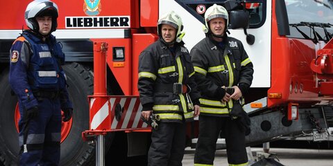 Четырех человек спасли при пожаре на востоке Москвы