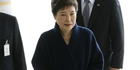 Суд выдал ордер на арест экс-президента Южной Кореи