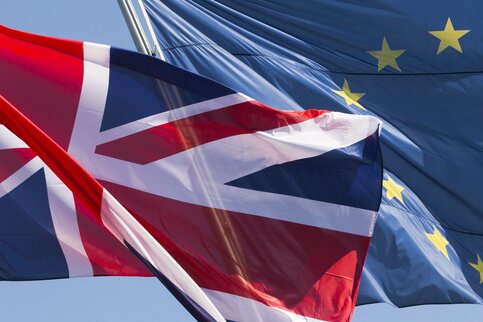 Европарламент одобрил резолюцию об условиях выхода Англии из ЕС