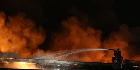 Крупный пожар произошел около оборонного завода в Екатеринбурге