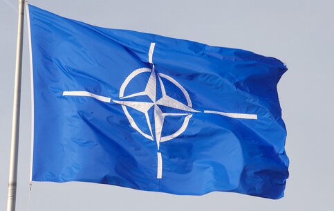 НАТО не хочет развязать новую холодную войну - Столтенберг