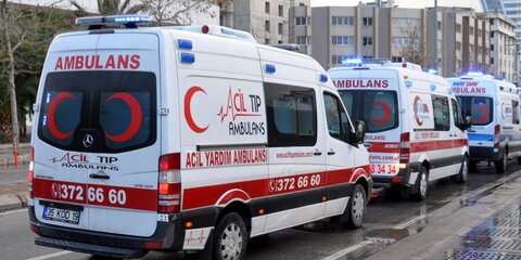 Микроавтобус со студентами взорвался в Стамбуле