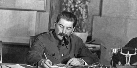Половина россиян одобряет действия Сталина – опрос