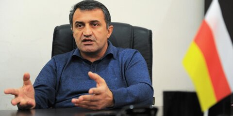 Власти Южной Осетии опровергли слухи о том, что Бибилов попал в аварию