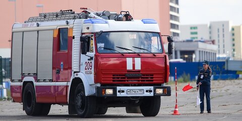 Пожар произошел в административном здании во Внукове