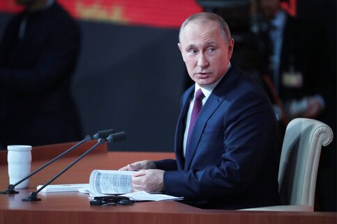 1-ый вопрос на пресс-конференции В.Путина: «Зачем вы идете на выборы?»