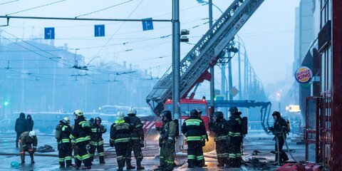 Останки 64 погибших при пожаре в ТЦ 