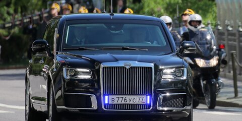 Президент показал наследному принцу Абу-Даби новый лимузин 