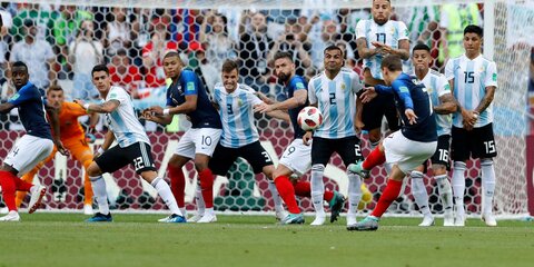 Франция обыграла Аргентину и вышла в четвертьфинал чемпионата мира