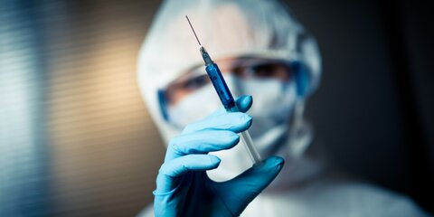 Ученые успешно протестировали на людях вакцину против ВИЧ