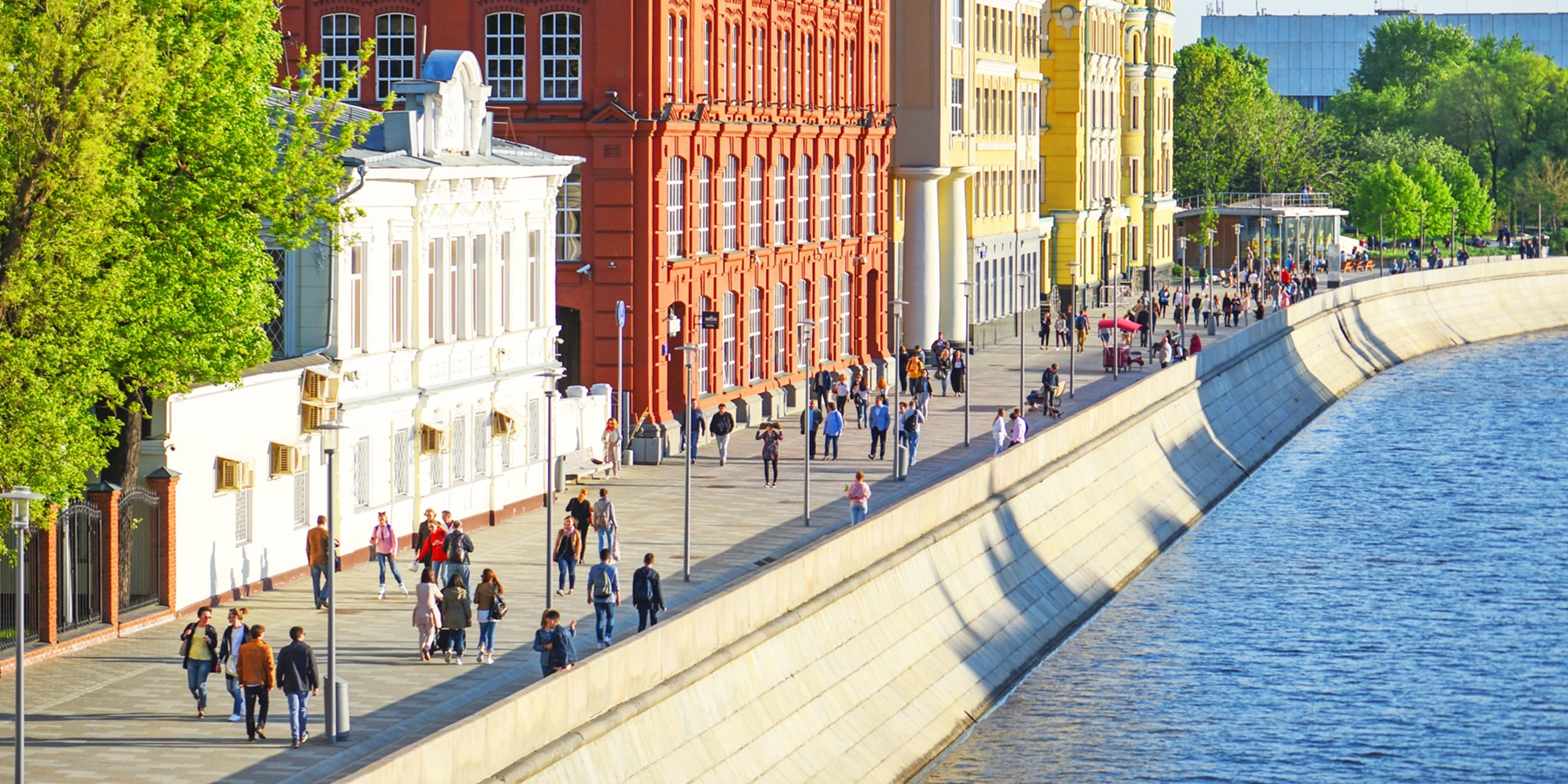 Улица набережная. Якиманская набережная Москва. Якиманская набережная пешеходная зона. Москва улица Якиманская набережная 1. Якиманская набережная ЦДХ.