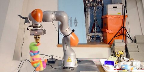Роботы смогут распознавать назначение предметов